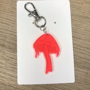 Red trippy mushroom keychain